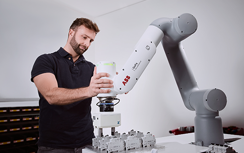 ABB to Showcase Latest AI-powered Robotic Solutions at Automate 2024