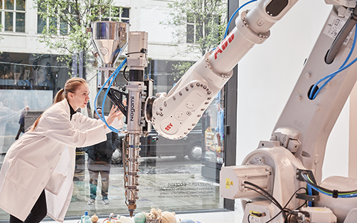 ABB Robotics Showcases Future of Retail Using Recovered Marine Plastic at London’s Selfridges