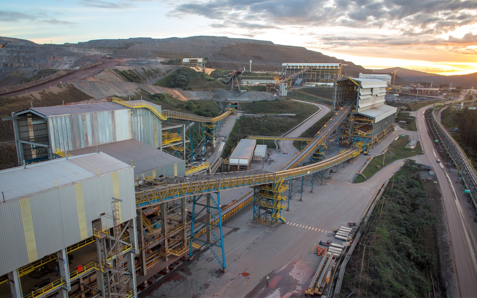 Thumbnail for Vale and ABB Sign Partnership to Accelerate Digital Transformation in Iron Ore Operations in Brazil