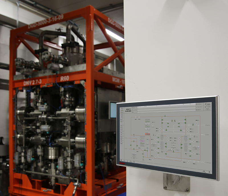 The ruggedized aluminum housings of the CPX panels make them ideal for use in harsh environments. (© FourPhase)
