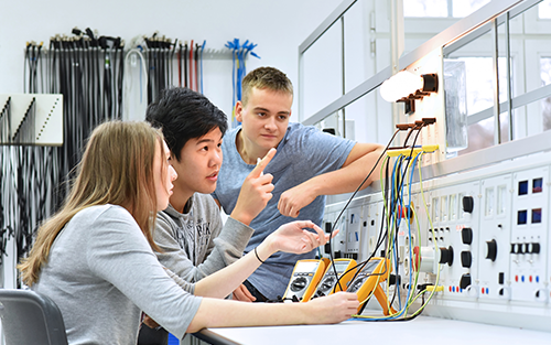 How We Can Inspire the New Generation to Become Engineers