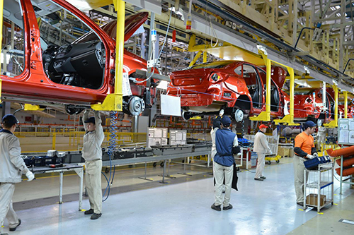 Going From a Crisis to a Competition: How the US turned around its manufacturing sector