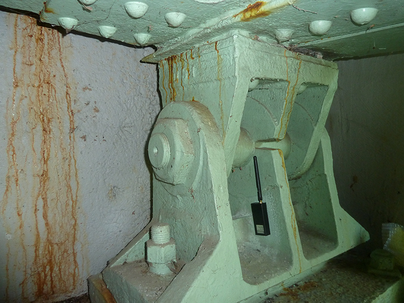 Figure 4: Resensys structural stress sensors mounted beneath bridge trusses require extended life bobbin-type LiSOCl2 batteries to reduce the need for costly and dangerous work to replace batteries in such hard-to-access locations.