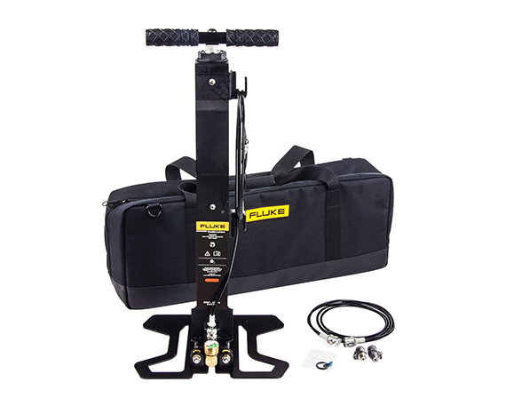 Fluke introduces 700HPPK pneumatic test pump kit