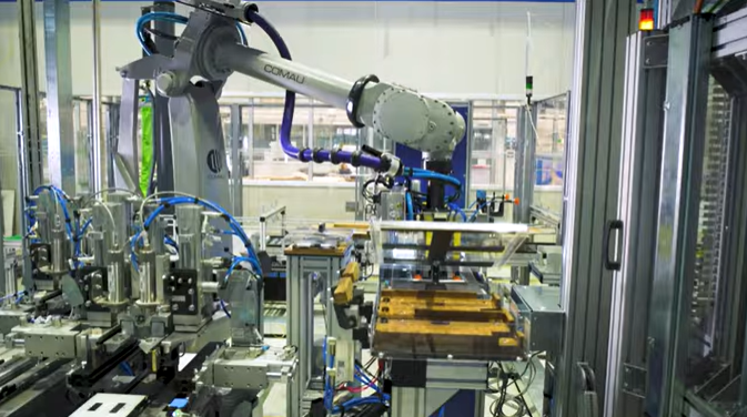 Comau boosted lithium-ion battery production for Leclanché e-transport solutions. Watch the video showing improvements to the production line.