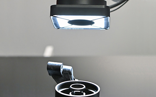 Figure 2:&nbsp;Inspekto from Siemens enables out-of-the-box visual quality inspection and requires no expertise in vision solutions or AI.