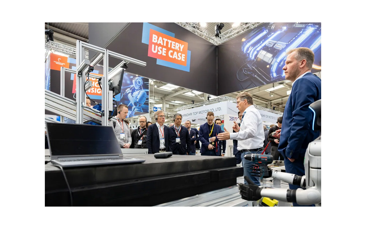 At HANNOVER MESSE, around ten companies will jointly present the "Battery Use Case" showcase.