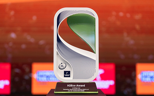 HANNOVER MESSE: Starter Flag for the H2Eco Award