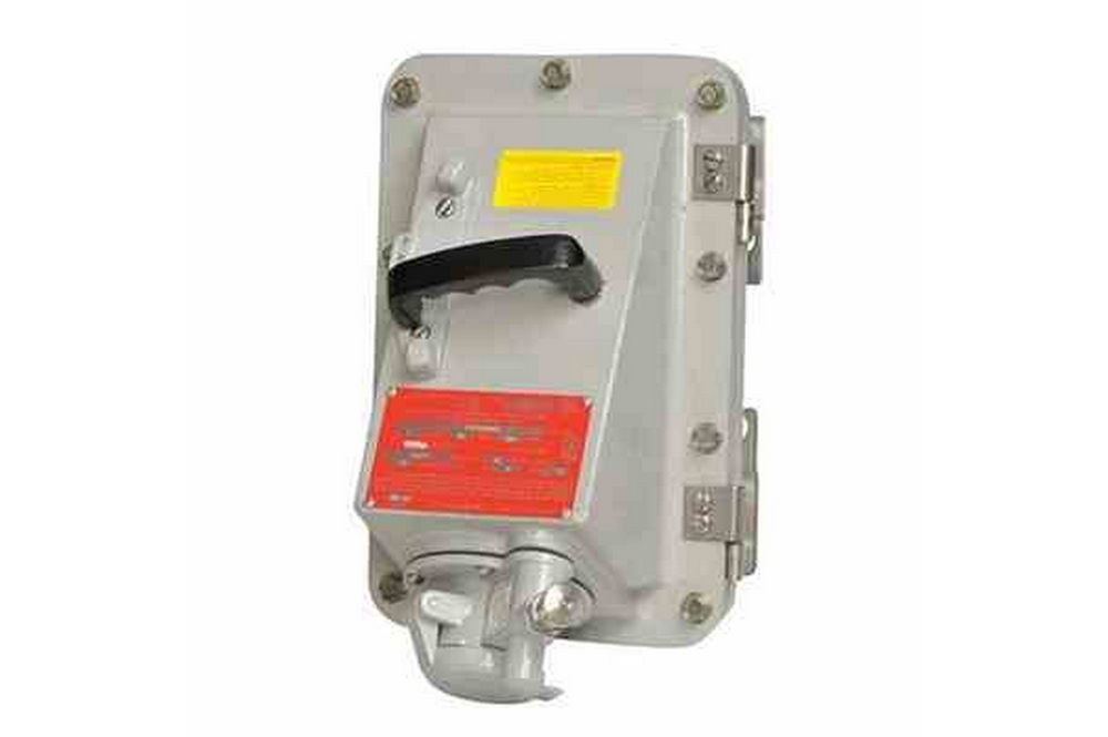 Larson Electronics releases EPO-100A-PS explosion proof receptacle with disconnect switch