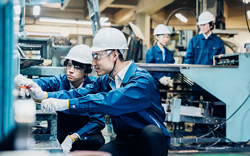 The Next Generation of Manufacturing Workers Is Connected and Agile