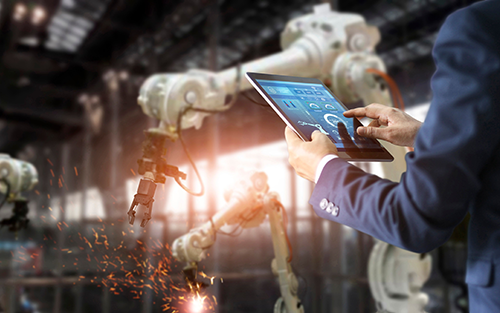 Revolutionizing Manufacturing: The Role of Industrial AI