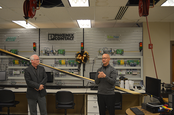 Phoenix Contact helps Purdue University students get automation experience
