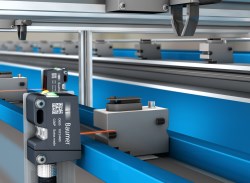 Baumer adds qTeach to O500 Photoelectric Sensors
