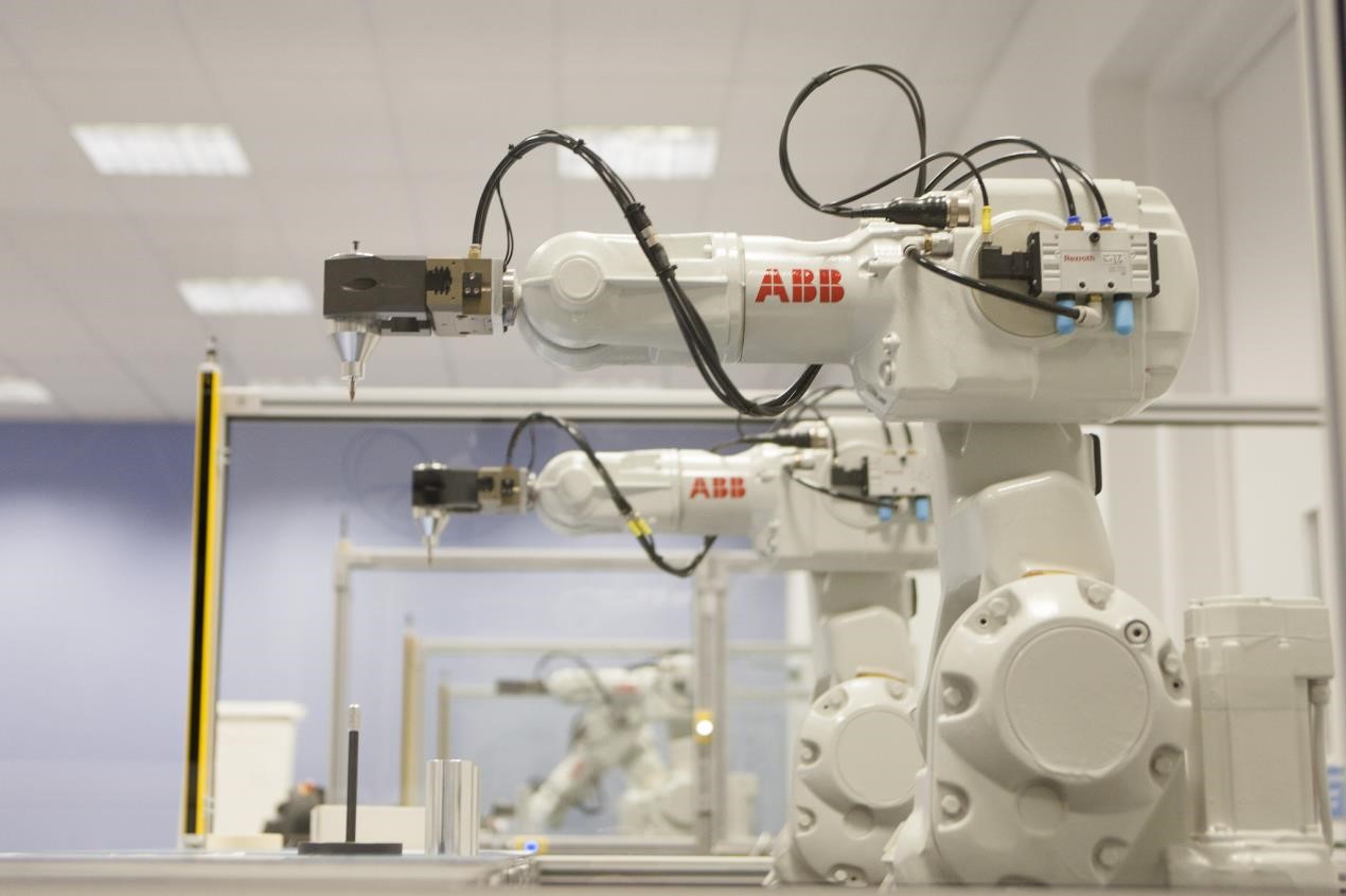 ABB announces UK Switch to Robots seminar