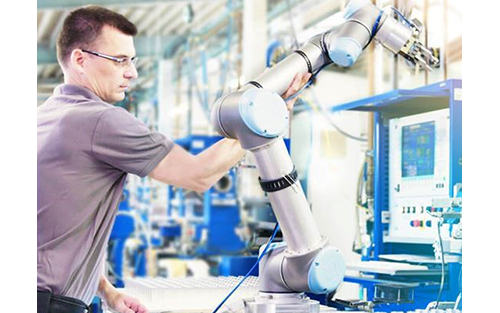 First Fully Customized Robotics-as-a-Service Offering Lets Manufacturers ‘Hire’ Popular Robots at Low Hourly Rate