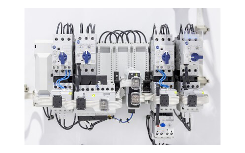 Feature Image for Rockwell Automation Expands EtherNet/IP In-cabinet Solution with New Motor Control and Power Connection Capabilities