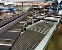 FKI Logistex Introduces Cross-Belt Sorter for difficult products