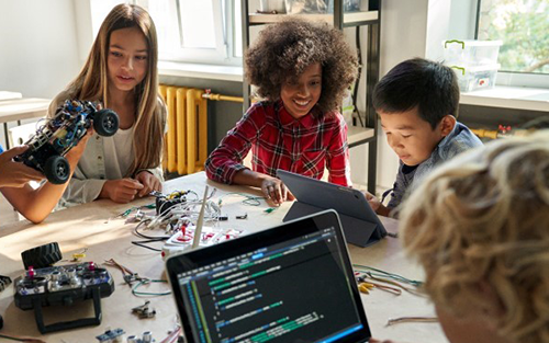 Free STEM Resources from Discovery Education and Partners Support National STEM Day 2024