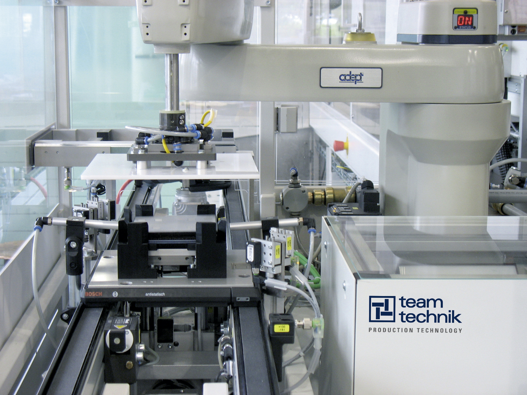 STRINGER-TT900_Adept_3_300dpi.jpg