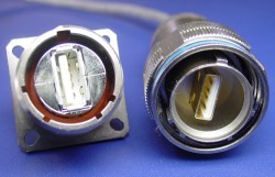 Amphenol expands USBField connnectors