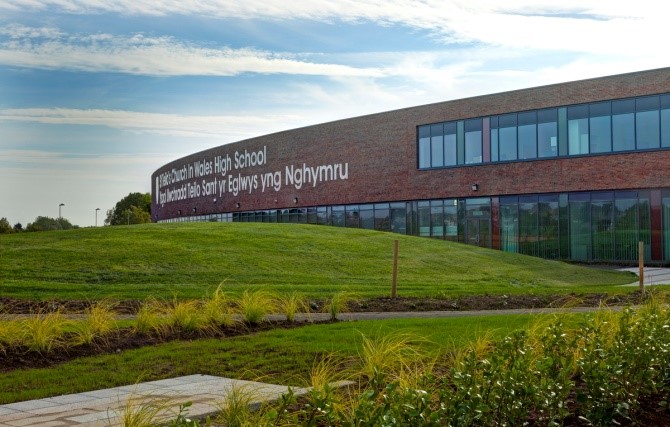 Advanticsys helps Welsh high school enhance wireless building management efficiency
