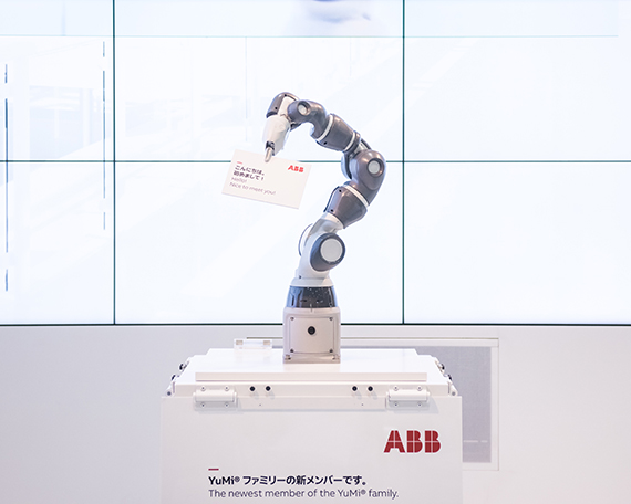 ABB announces Yumi single-arm collaborative robot