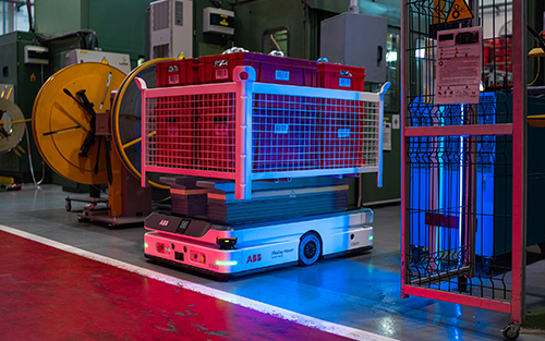 ABB Introduces Most Compact, AI-powered AMR for Payloads Up to 1500 kg