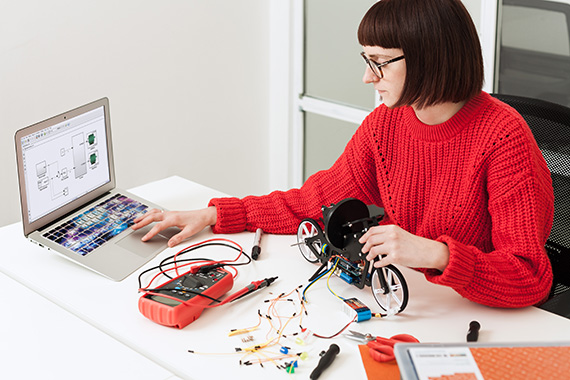 Arduino and Mathworks partner to release Arduino Engineering Kit for students