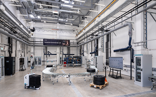 Siemens Customers Test Wireless Technologies in New Industrial Laboratory